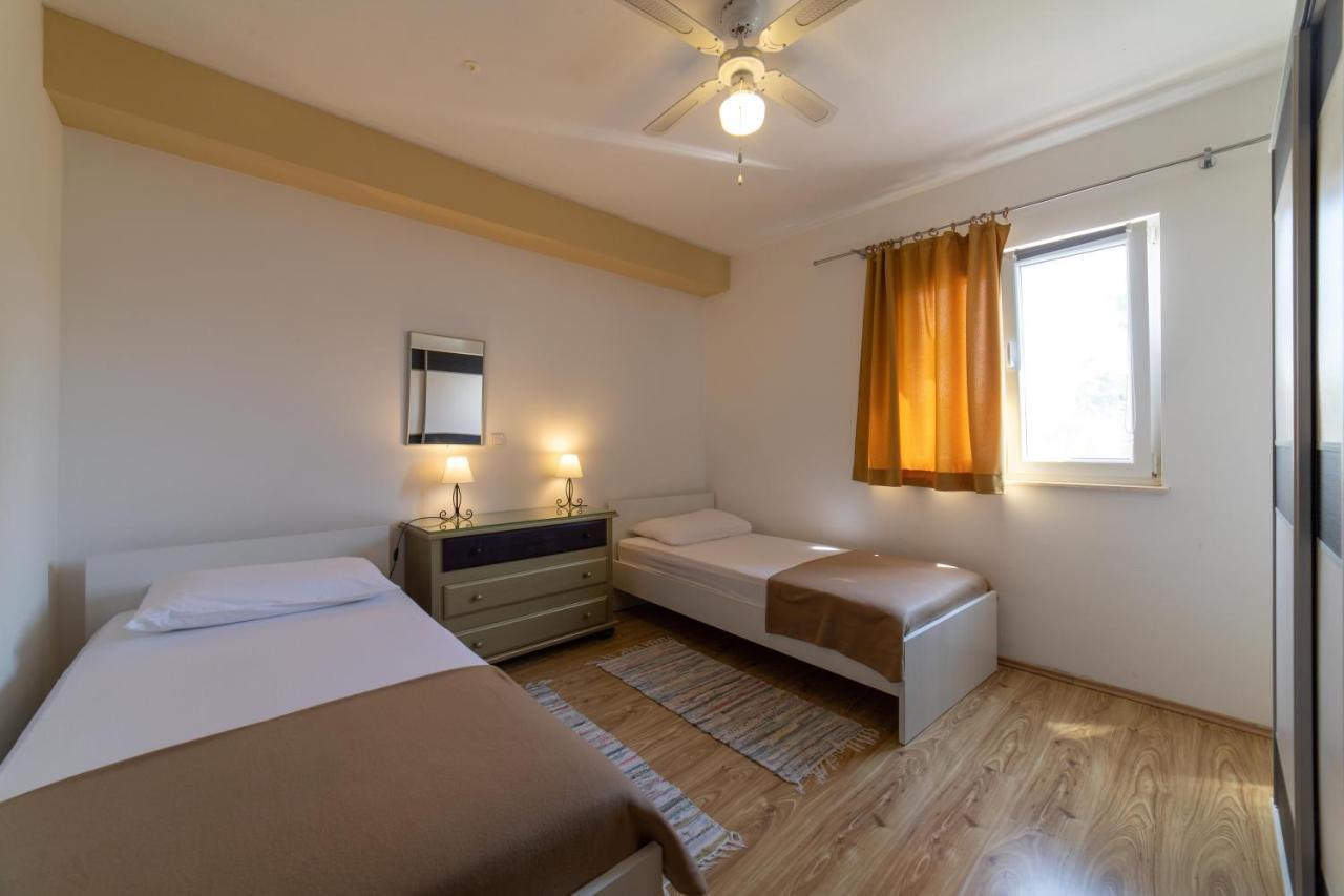 House Anka Villa Милна Екстериор снимка
