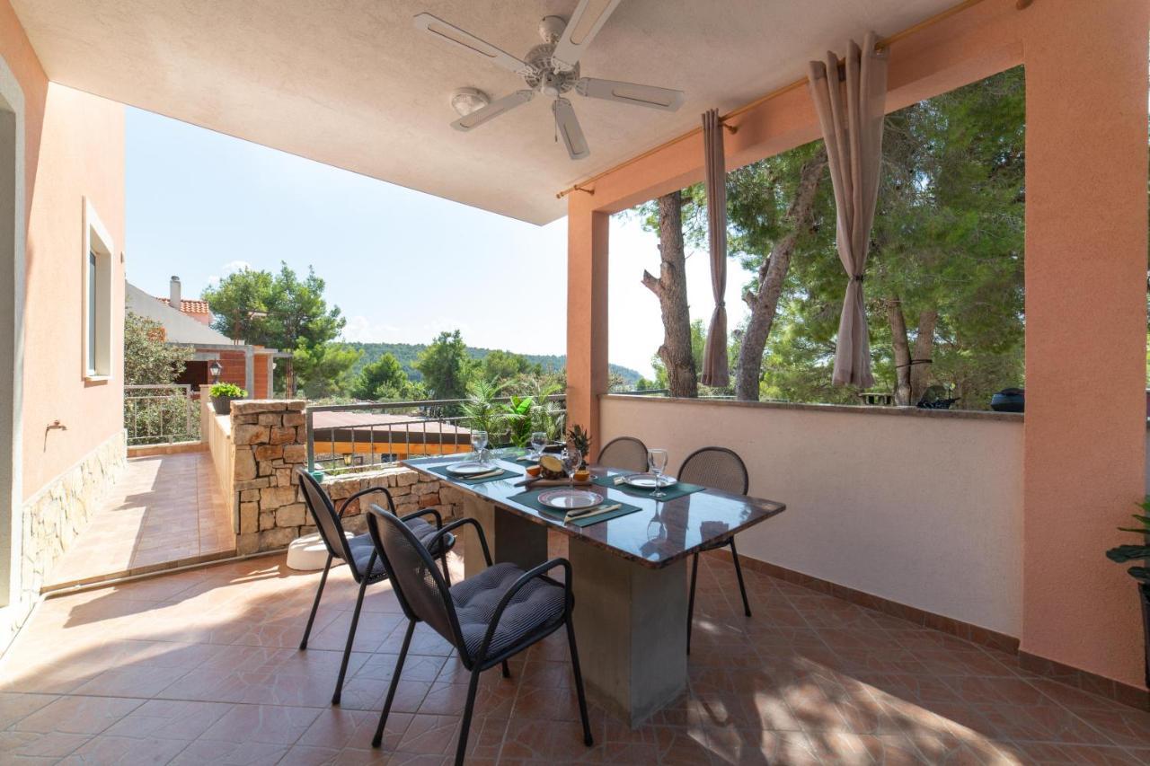 House Anka Villa Милна Екстериор снимка