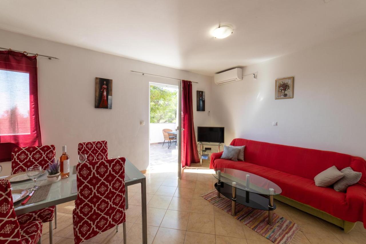 House Anka Villa Милна Екстериор снимка